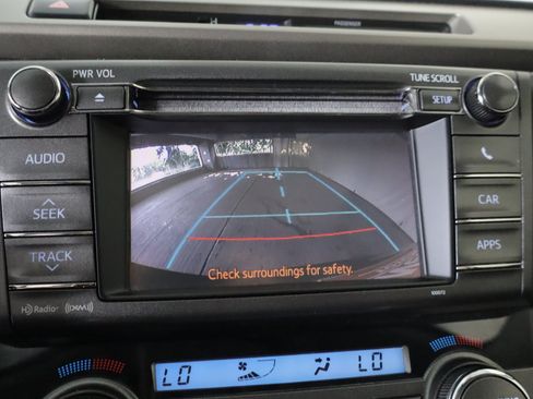 Used 2013 Toyota RAV4 Limited AWD/4WD image 19