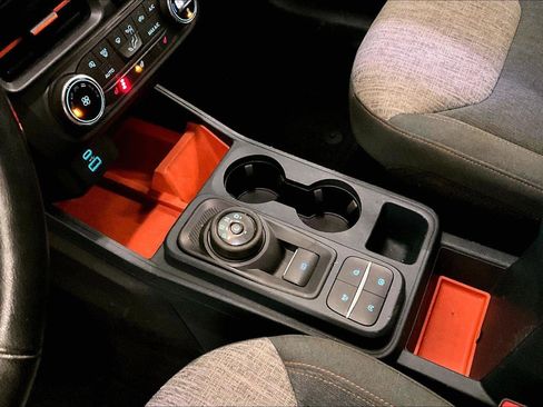 Certified 2022 Ford Maverick XLT w/ Equipment Group 300A Standard image 16