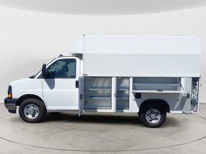 New 2025 Chevrolet Express 3500 w/ Power Convenience Package