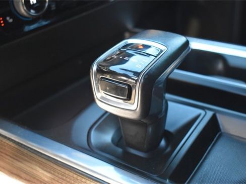 Certified 2022 Chevrolet Silverado 1500 LT w/ Z71 Off-Road Package image 20