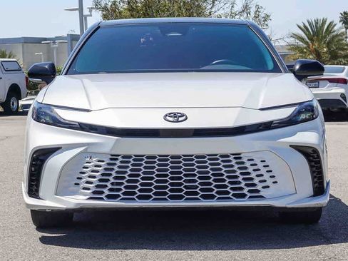Used 2025 Toyota Camry XSE FWD image 2