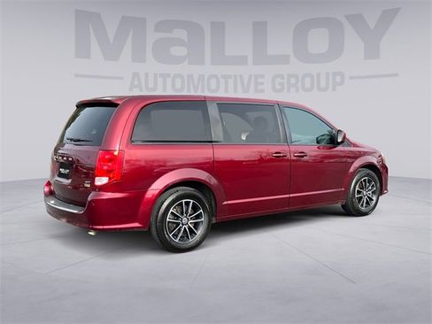 Used 2018 Dodge Grand Caravan GT image 5