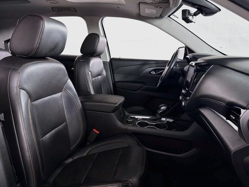 Used 2021 Chevrolet Traverse Premier w/ Redline Edition FWD image 6