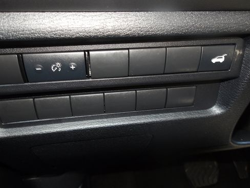 Used 2023 Mitsubishi Outlander SE AWD/4WD image 18