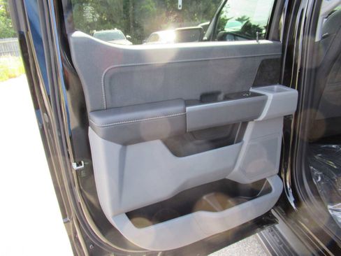 New 2025 Ford F150 Lightning XLT image 14