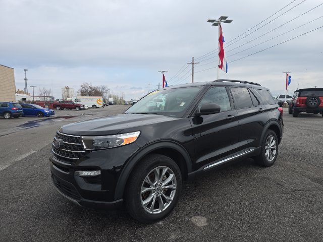 Certified 2023 Ford Explorer XLT AWD/4WD image 9