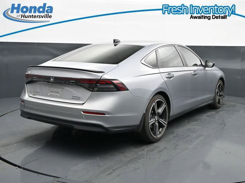 Used 2023 Honda Accord Sport image 10