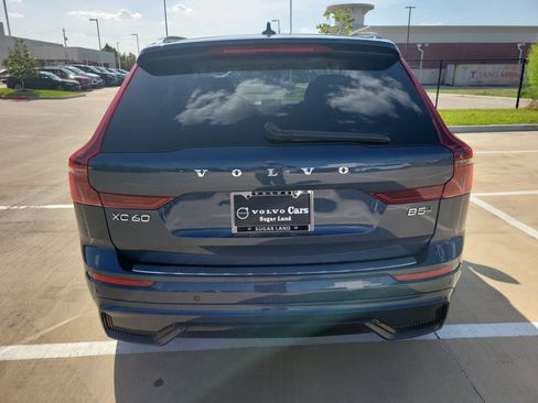 Used 2026 Volvo XC60 B5 Ultra AWD/4WD image 6