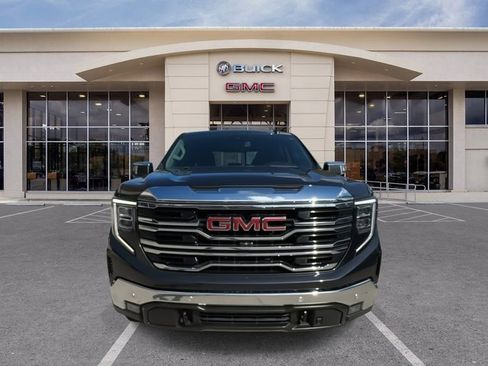 Certified 2023 GMC Sierra 1500 SLT w/ SLT Premium Plus Package image 4