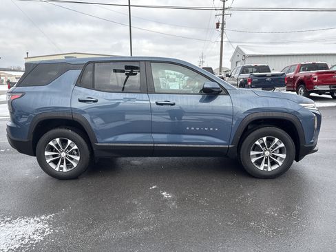 New 2026 Chevrolet Equinox LT image 2