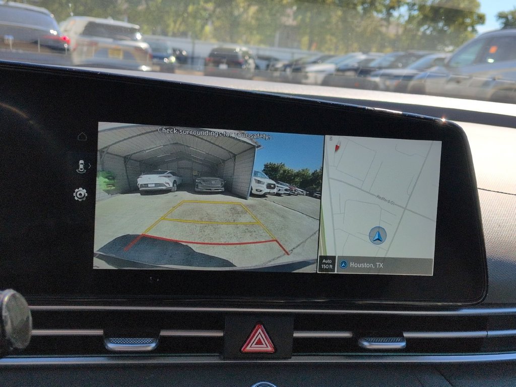 Used 2025 Hyundai Elantra SEL FWD image 5