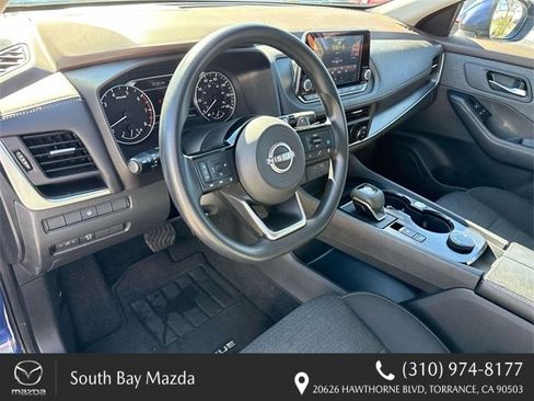 Used 2023 Nissan Rogue SV image 25