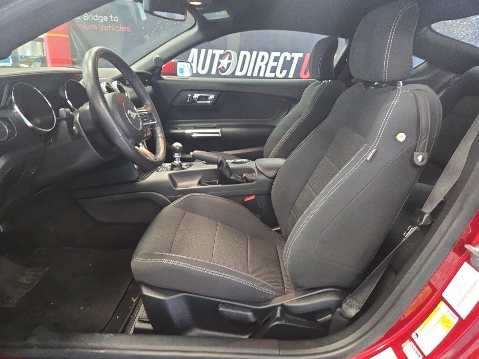 Used 2017 Ford Mustang Coupe RWD image 12