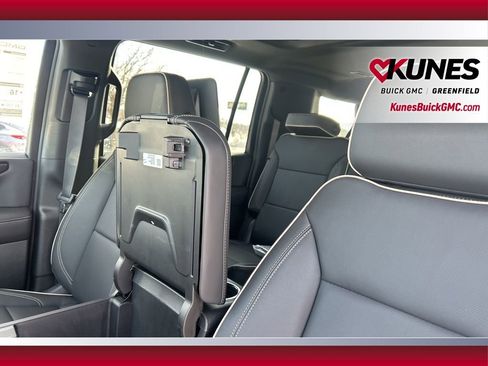 New 2026 GMC Yukon XL Elevation w/ Elevation Premium Package image 17