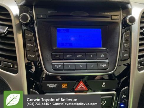 Used 2015 Hyundai Elantra GT image 21