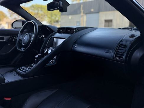 Used 2016 Jaguar F-TYPE S image 35