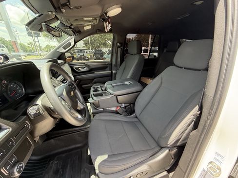 Used 2021 Chevrolet Tahoe 2WD w/ Remote Keyless Entry Package image 27