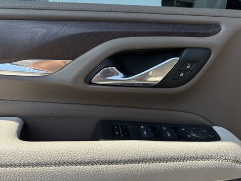 Used 2023 GMC Yukon Denali image 23