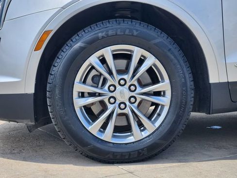 Certified 2020 Cadillac XT5 Premium Luxury FWD image 10