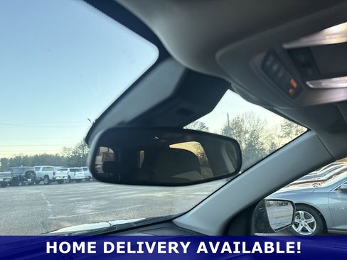 Used 2022 Chevrolet Equinox LT image 16