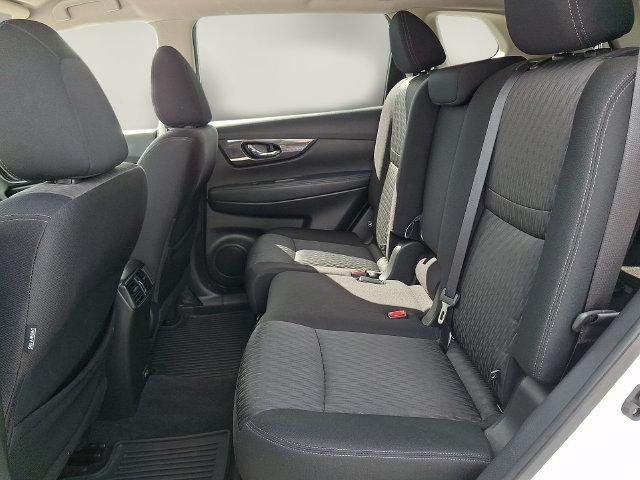Used 2020 Nissan Rogue SV w/ Premium Package AWD/4WD image 10