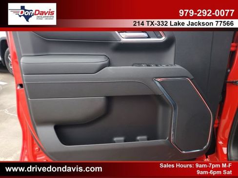 New 2026 GMC Sierra 1500 SLE w/ LPO, Black Badging Package AWD/4WD image 18