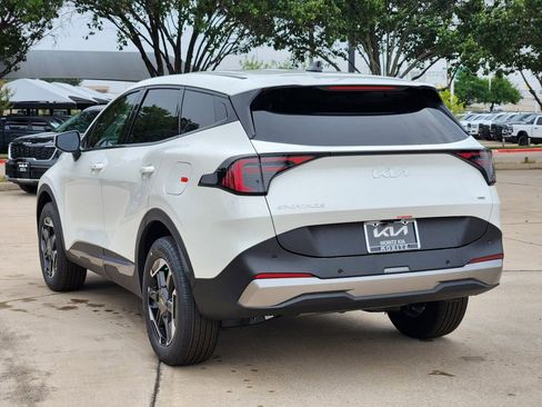 New 2026 Kia Sportage S AWD/4WD image 3