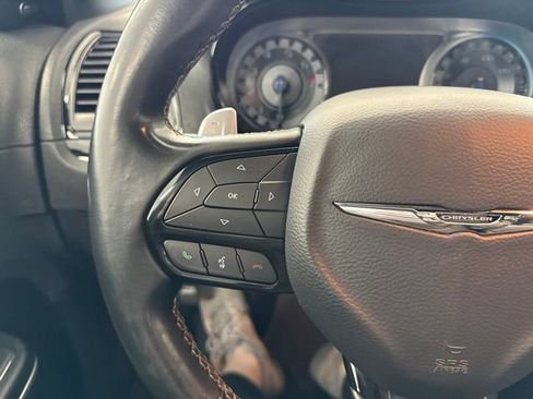 Used 2020 Chrysler 300 S RWD image 29