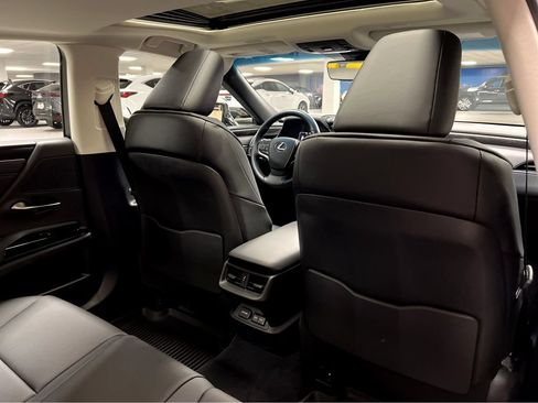 Certified 2025 Lexus ES 350 w/ Premium Package FWD image 22