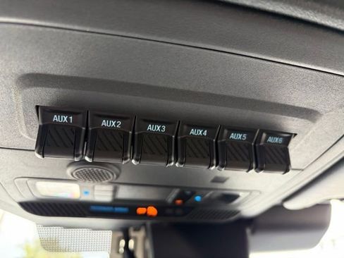 New 2025 Ford Bronco Badlands image 19