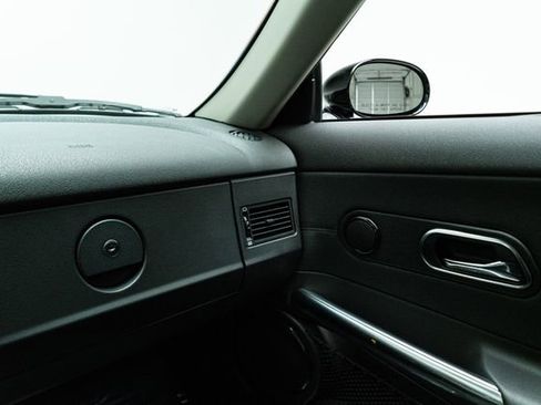 Used 2007 Chrysler Crossfire Coupe image 27