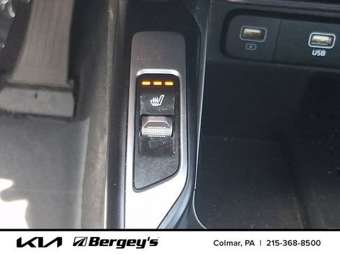 Certified 2023 Kia Sorento S w/ Panoramic Sunroof Package AWD/4WD image 30