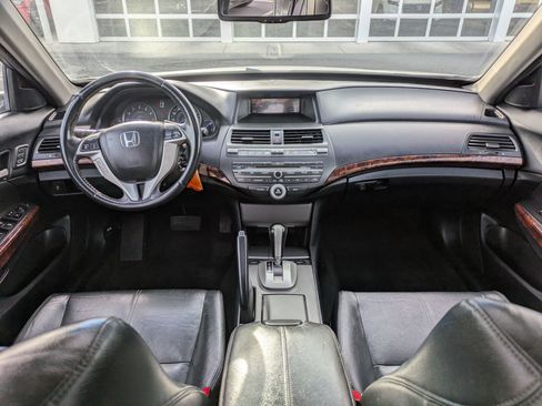 Used 2012 Honda Crosstour EX-L image 27