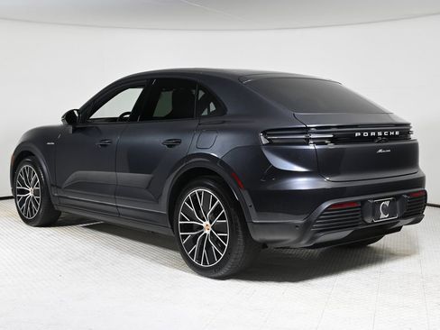 New 2026 Porsche Macan Electric image 3