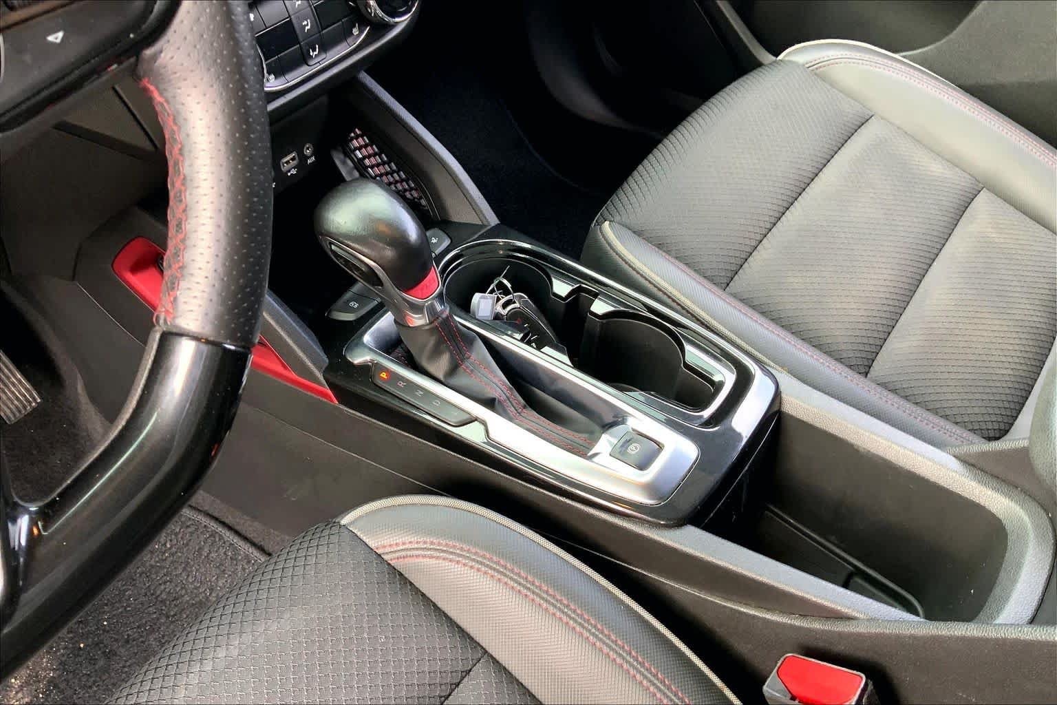 Used 2021 Chevrolet TrailBlazer RS w/ Convenience Package FWD image 16