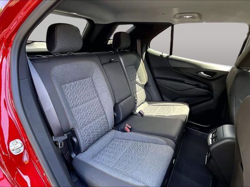 Used 2023 Chevrolet Equinox LT FWD image 26