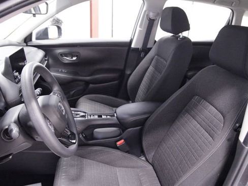 Certified 2024 Honda HR-V LX image 13