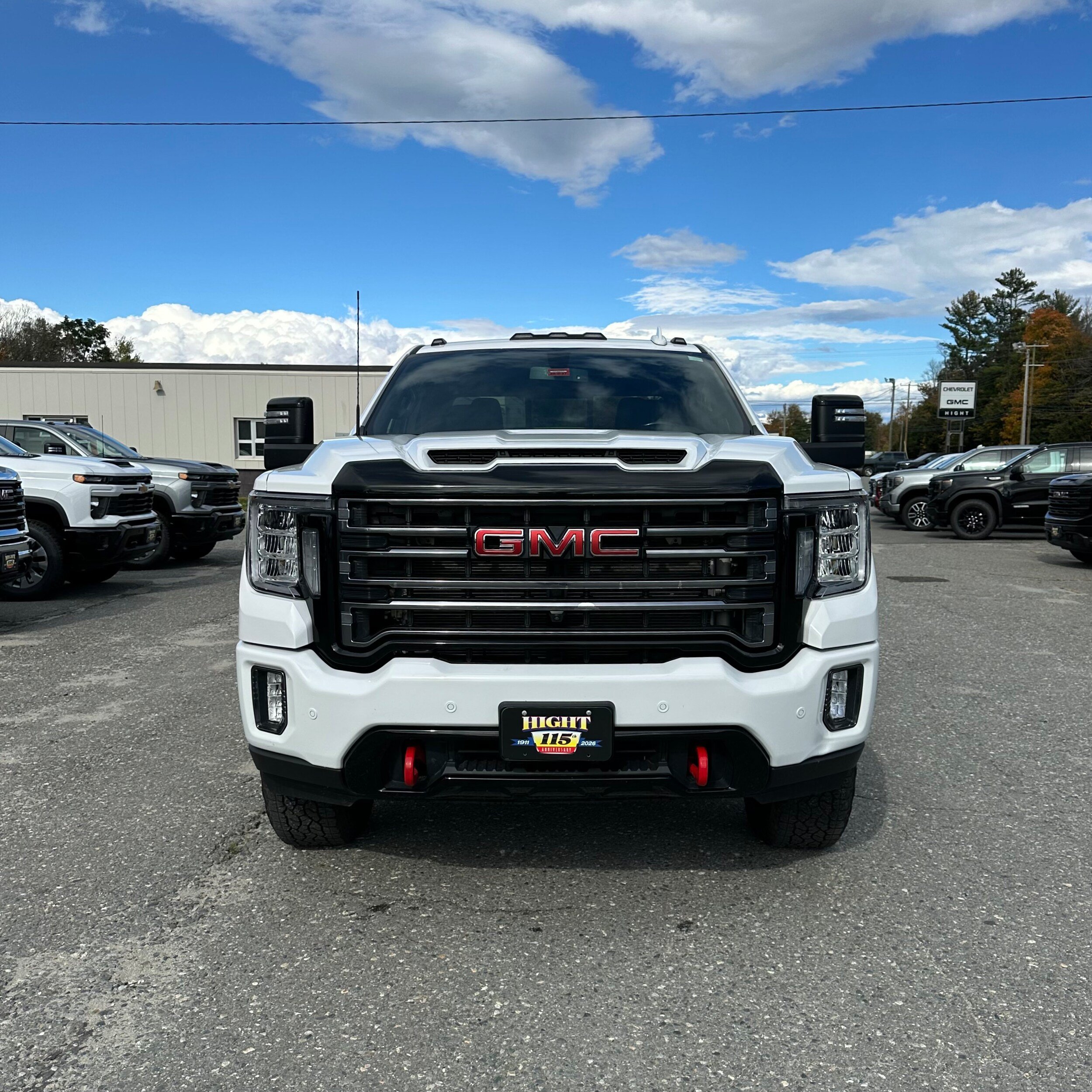 Used 2023 GMC Sierra 2500 AT4 w/ AT4 Preferred Package AWD/4WD image 8