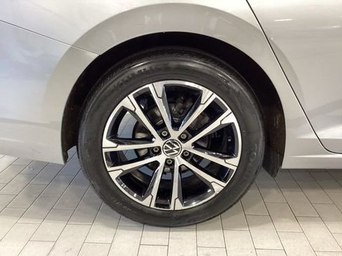 Used 2024 Volkswagen Jetta Sport FWD image 22