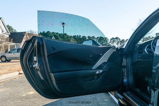 Used 2019 Chevrolet Corvette Z06 RWD image 38