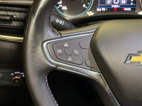 Used 2019 Chevrolet Equinox LT FWD image 18