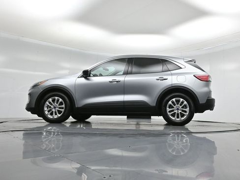 Used 2022 Ford Escape SE image 51