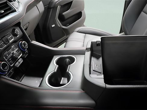 Used 2022 Chevrolet Tahoe RST w/ Luxury Package image 19