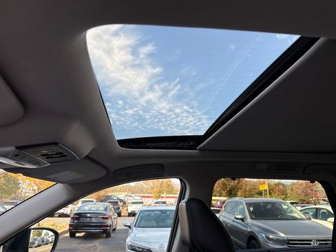 Used 2023 Nissan Pathfinder SL w/ SL Premium Package image 20