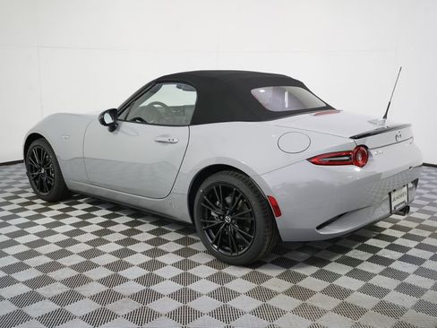 New 2026 MAZDA MX-5 Miata Club w/ Interior Package RWD image 3