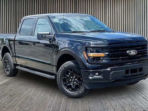 Used 2025 Ford F150 XLT w/ Equipment Group 301A Standard AWD/4WD image 11