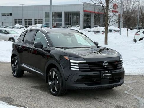 Certified 2025 Nissan Kicks SR w/ SR Premium Package image 3