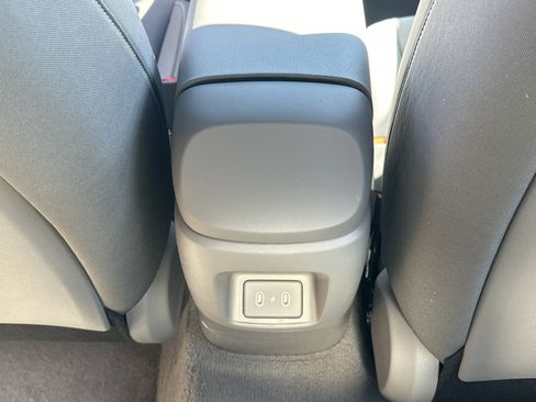 New 2026 Hyundai Elantra Sport FWD image 14