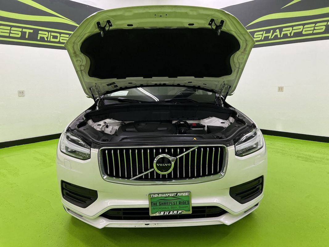 Used 2020 Volvo XC90 T6 Momentum w/ Protection Package Premier AWD/4WD image 4