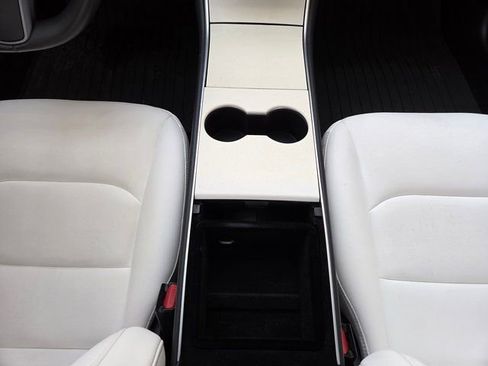 Used 2018 Tesla Model 3 Long Range image 30